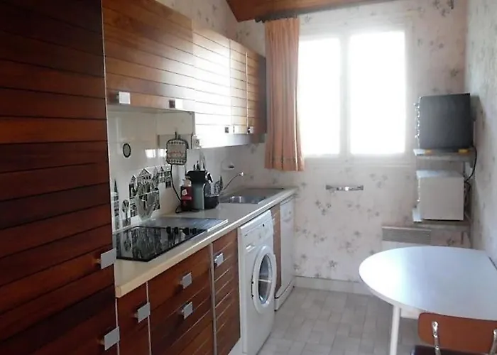 F2 Climatise Avec Terrasse, Parking, A 600m Des Thermes - Amelie-les-bains - Fr-1-703-27